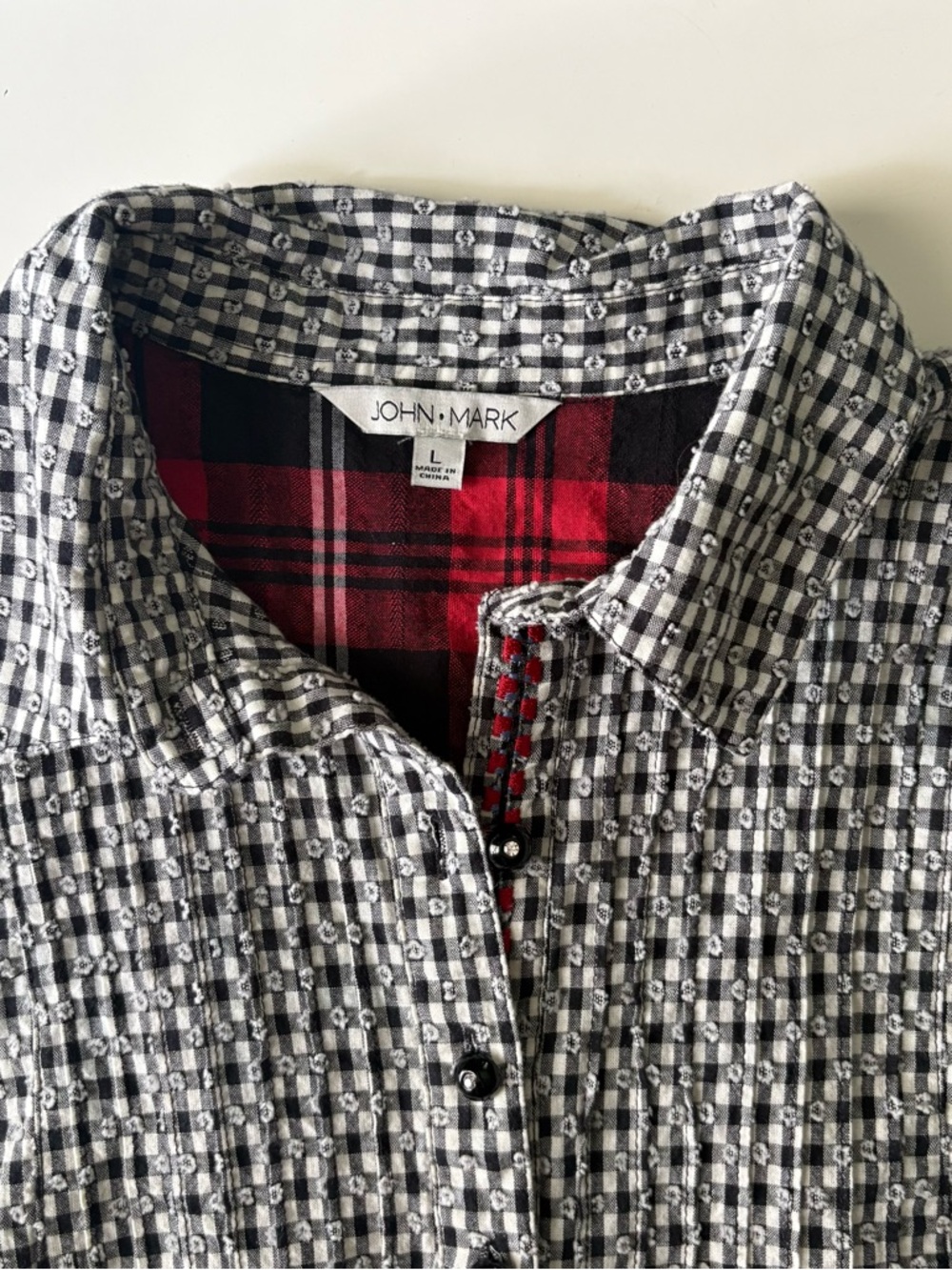 John Mark Mixed Print Black and White Top Size Large - Picture 3 of 9